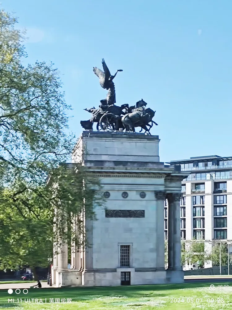 伦敦海德公园清晨一角